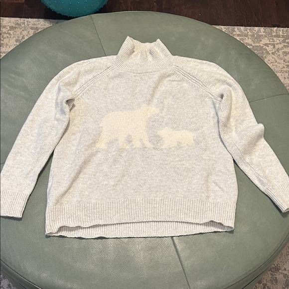 LOFT Light Gray Sweater with Polar Bear Design - Picture 1 of 4